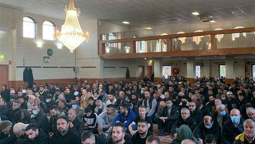 Melbourne'de Bayram Namazı