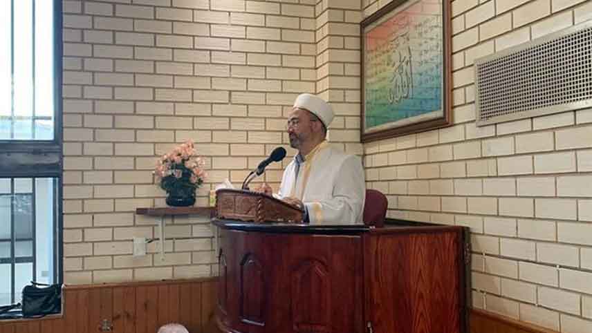 Broadmeadows Camisinde Bayram Namazı